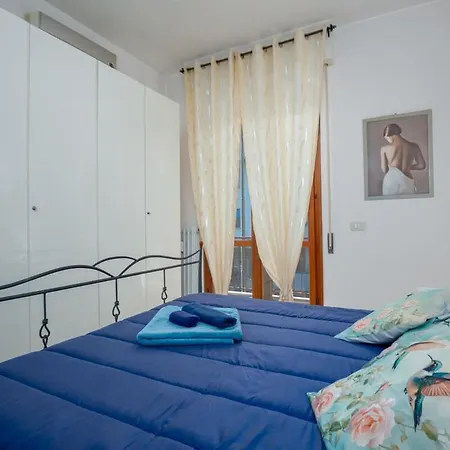 Appartamento Bright With Large Terrace, Near Florence Prato (Prato)