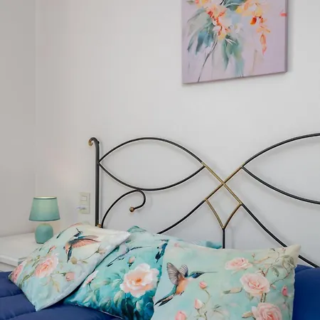 Appartamento Bright With Large Terrace, Near Florence *